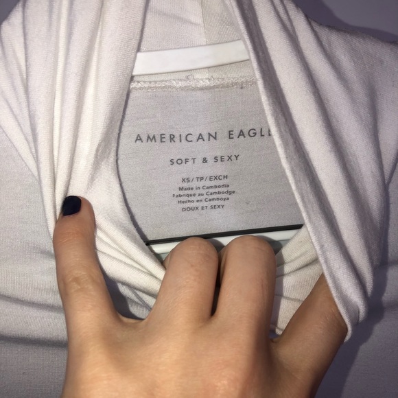 American eagle long sleeve - Picture 3 of 3